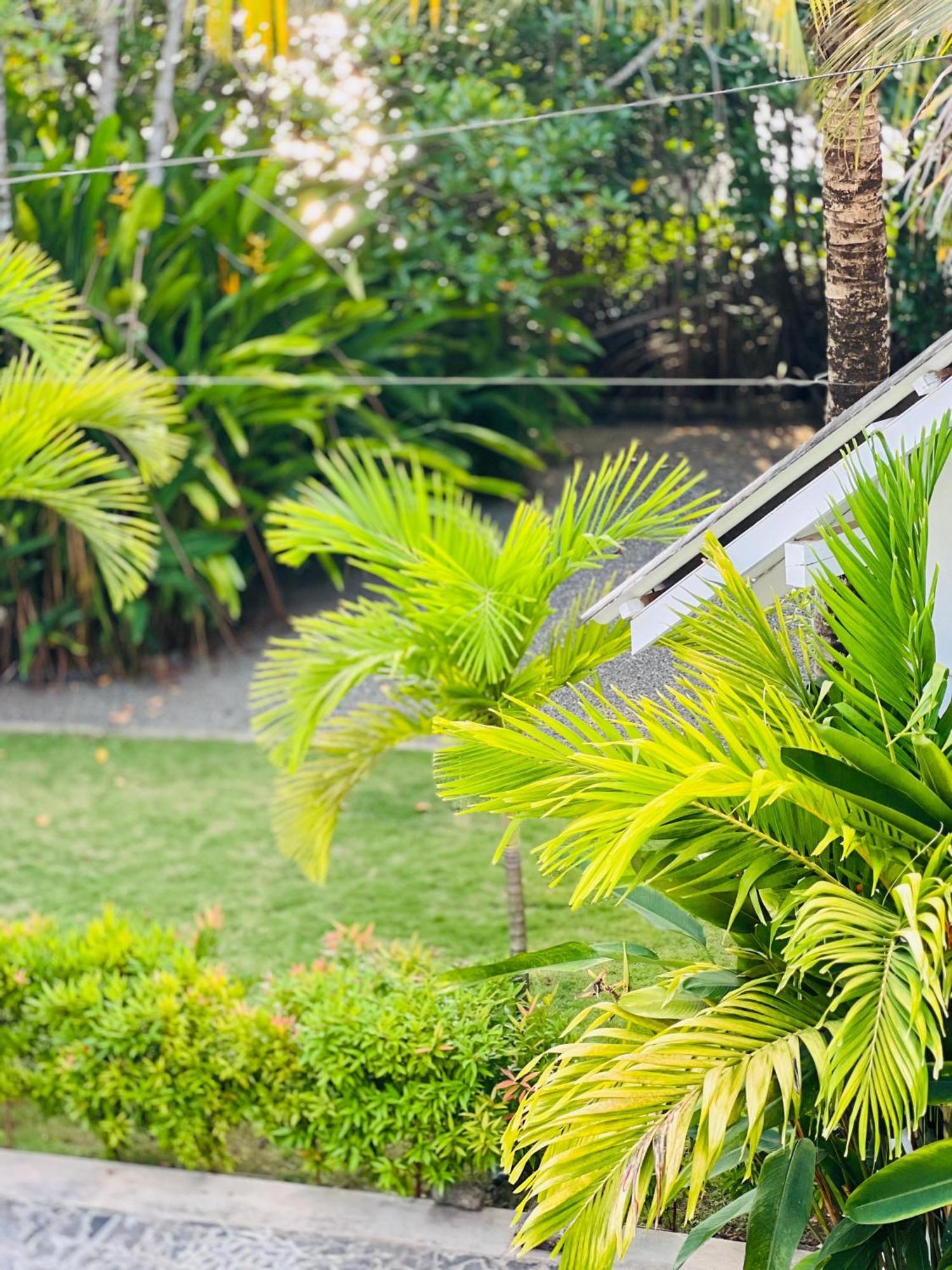 Water'S Edge Villa Ahangama Exterior photo